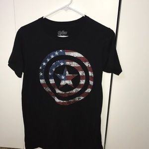 Captain America t-shirt